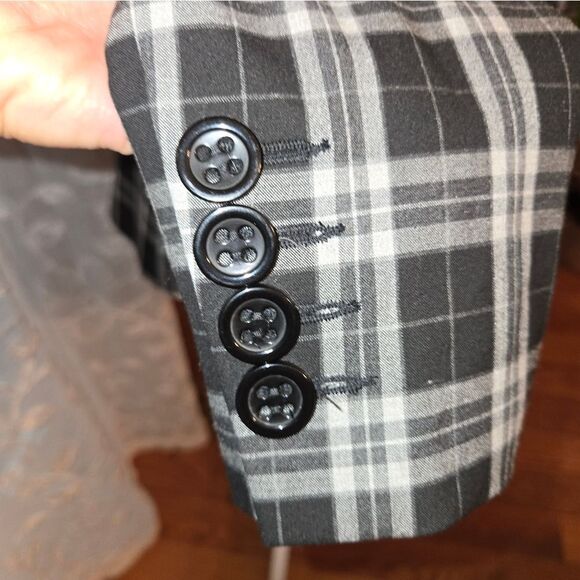 Express Black and Gray Plaid Blazer Size 8 Womens - Picture 4 of 8